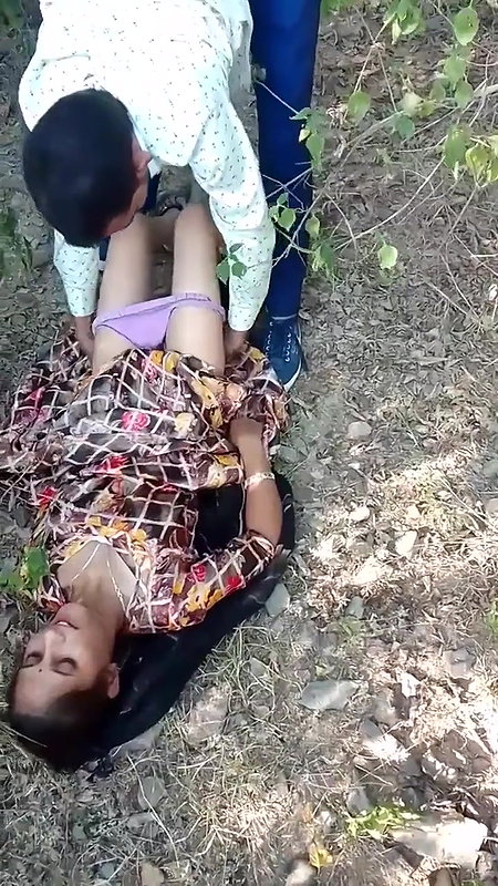 cute desi randi panty removed fucked outdoors