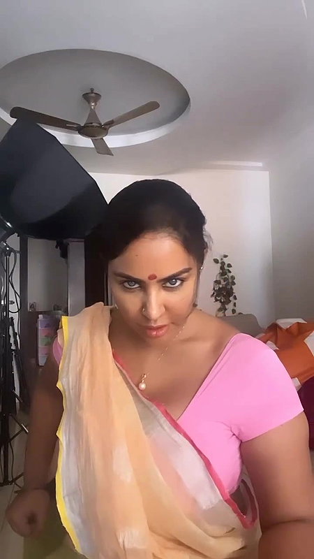 Srireddy huge boobs show in thin blouse awesome hot