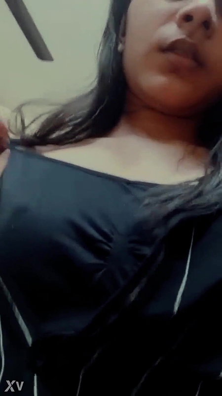 mallu hot Vytila girl showing small boobs