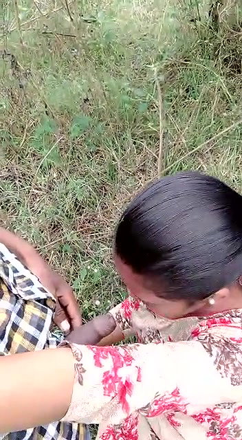 young maid xxx indian outdoor blowjob viral show