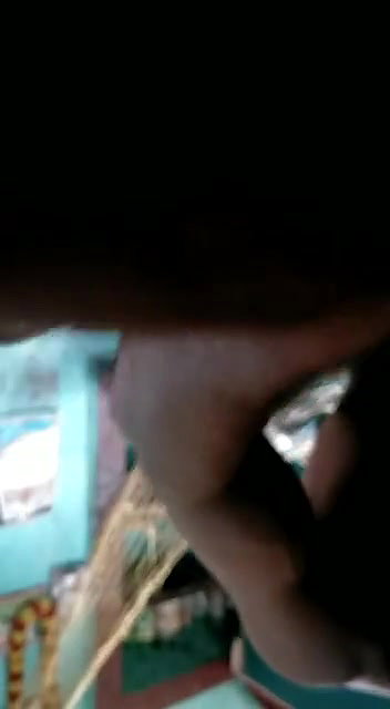 Desi wife big boobs sucking by husband viral clip