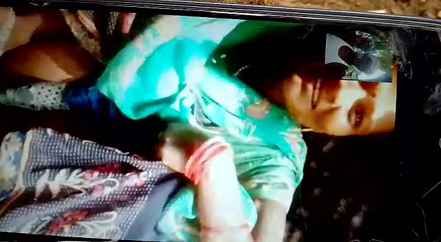 bhabhi boob show on WhatsApp desi video call