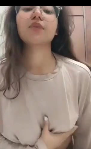 Cute Submissive Girl Showing Nude Captured By Boyfriend