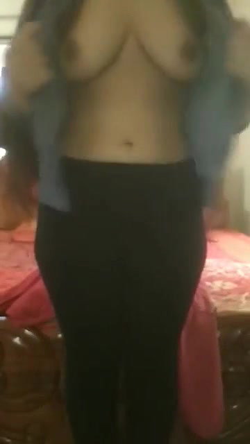 Bengali cute college girl nude viral MMS video