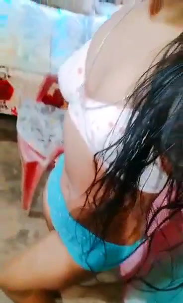Guhati girl topless video making for boyfriend
