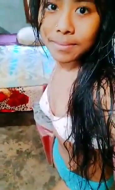 Guhati girl topless video making for boyfriend