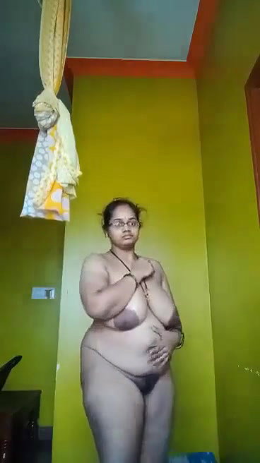 Milk tanker bhabhi removing nighty viral clip