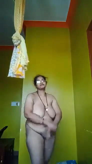 Milk tanker bhabhi removing nighty viral clip