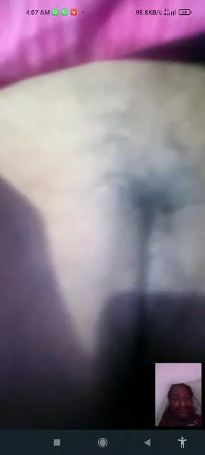 Desi girl showing pussy on video call to lover