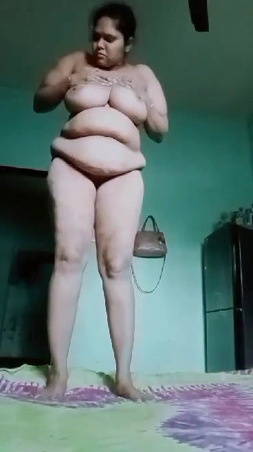 Bangladeshi bhabhi big ass nude doggy viral MMS