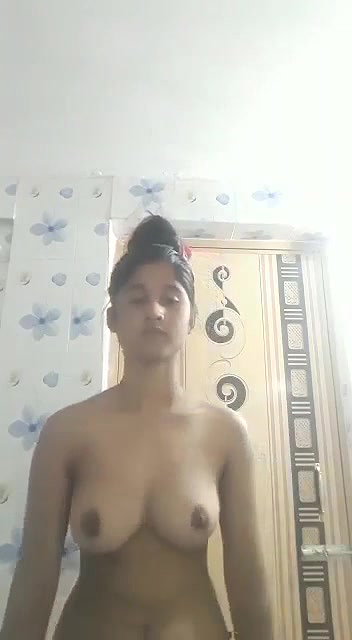 Desi anal fingering girl in nude viral xxx