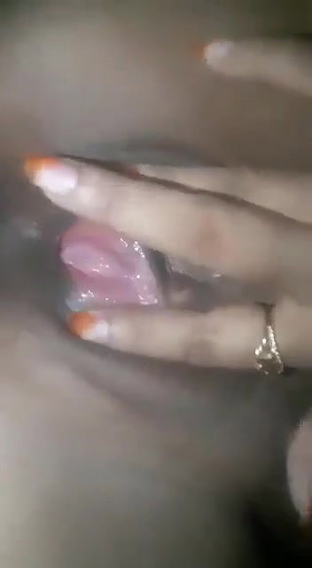 Bengali sex tease of a virgin girl viral clip