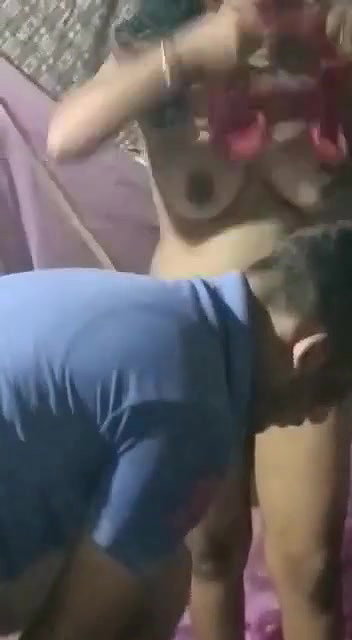 neighbor bhabhi sex during day viral clip
