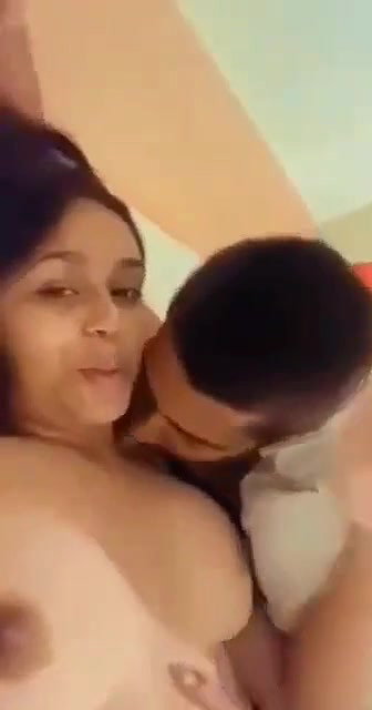 Mumbai girlfriend boob sucking Indian fuck mms
