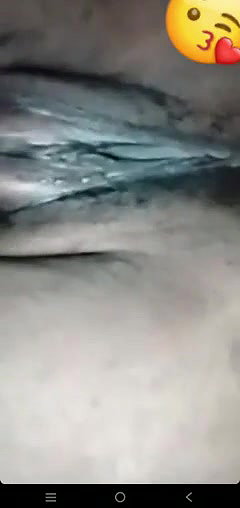 Desi video call bhabhi showing boobs and pussy