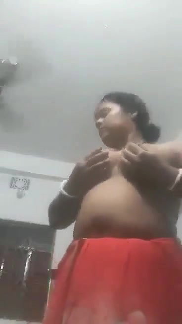 Desi fingering naked bhabhi needs sex viral xxx