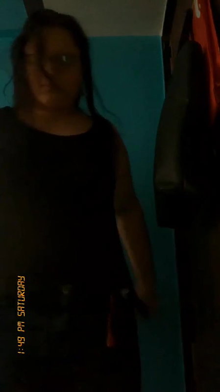 Big Ass Chubby Horny Tanker Girlfriend Showing