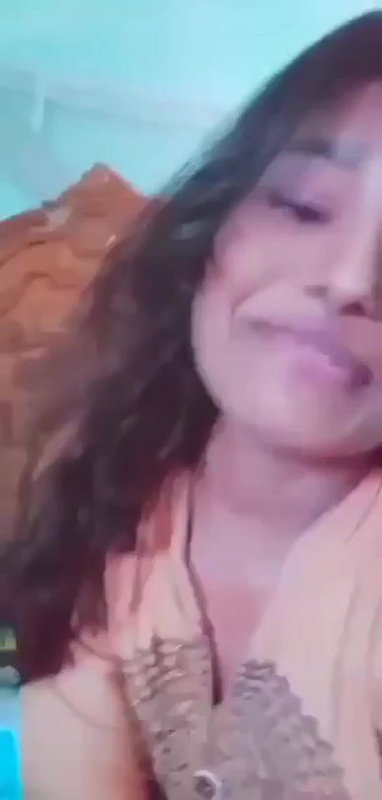 Bangladeshi Pompom Girl Topless Boobs Show
