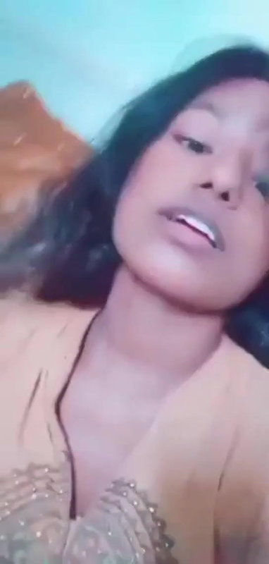 Bangladeshi Pompom Girl Topless Boobs Show