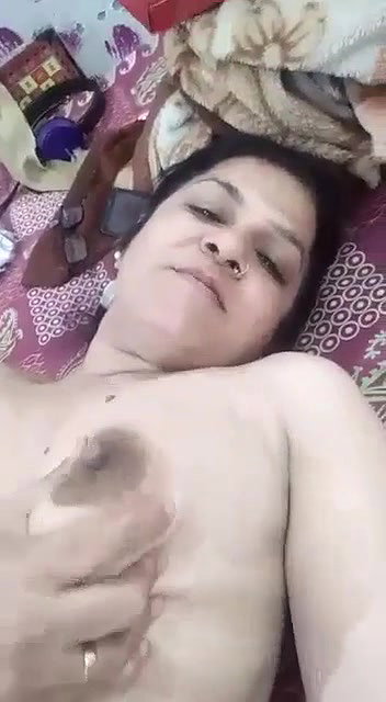 Fatehpur nude aunty selfie viral clip shared