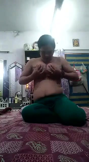 Fatehpur nude aunty selfie viral clip shared