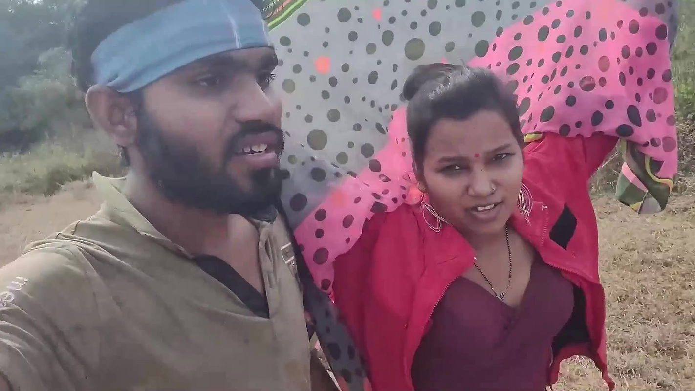 Booby Girl Gets Boobs Grabbed Smooched During Song Making in River