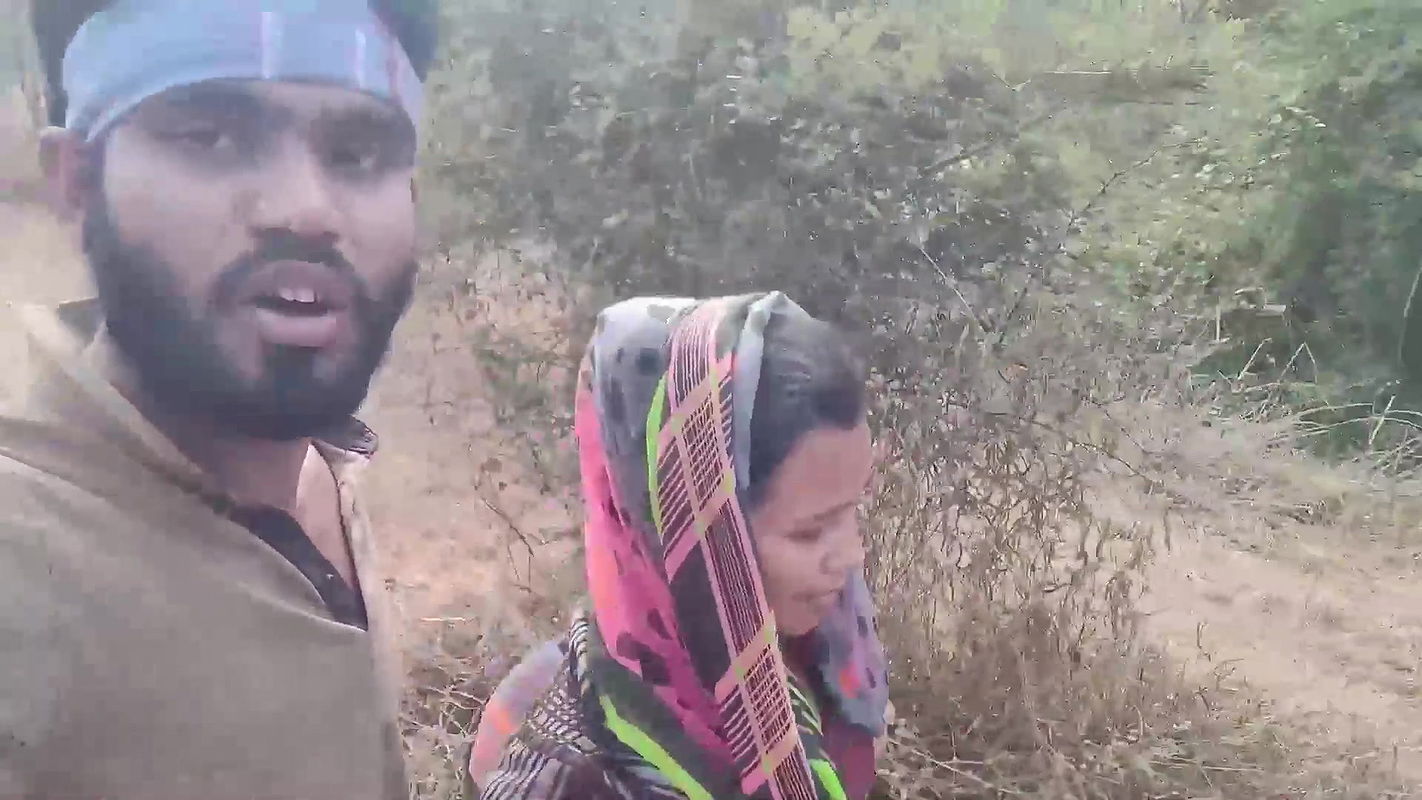 Booby Girl Gets Boobs Grabbed Smooched During Song Making in River