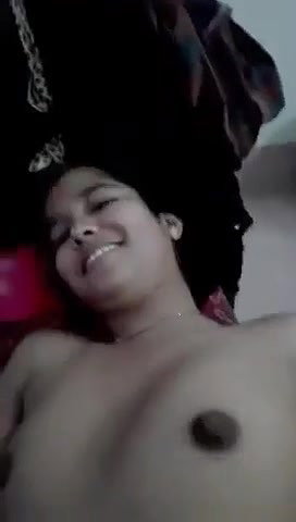 xxx videos Indian wife in bed for sex viral show