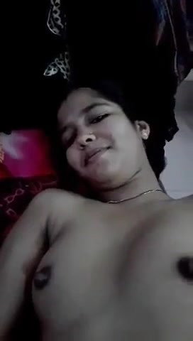 xxx videos Indian wife in bed for sex viral show