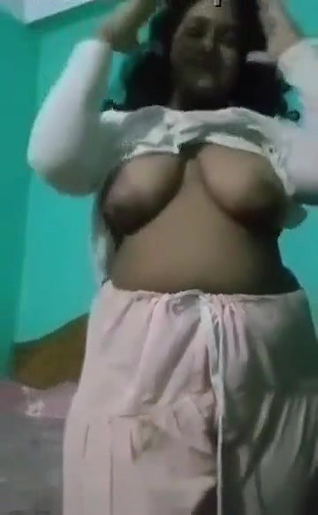 Bengali chubby booby girl nude mms viral clip
