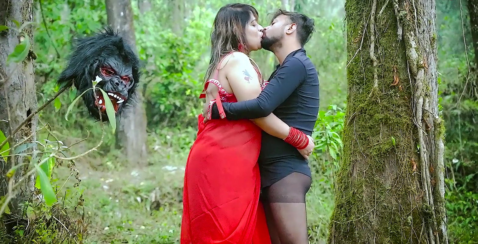 AKALI BADE DUDHWALI AURAT KO DEKH KE CHUDNE AYA BHUTO KA SARDAR THARKI KAPALA FULL MOVIE