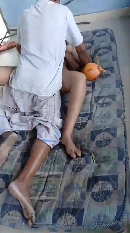 Tamil Wife Enjoying With Lover