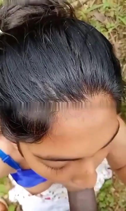 Cute Village Girl Having Outdoor Blowjob