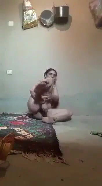 Pashto bhabhi masturbating horny pussy hole