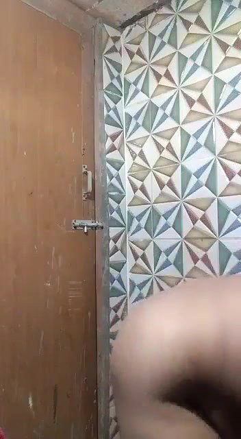 Bengali village bhabhi bathing nude in bathroom