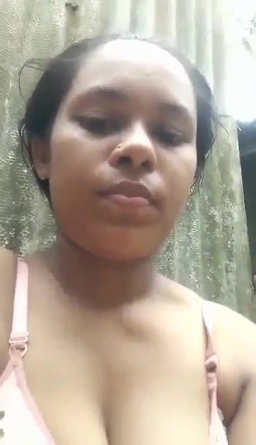 Bangladeshi bhabhi pissing in bathroom video