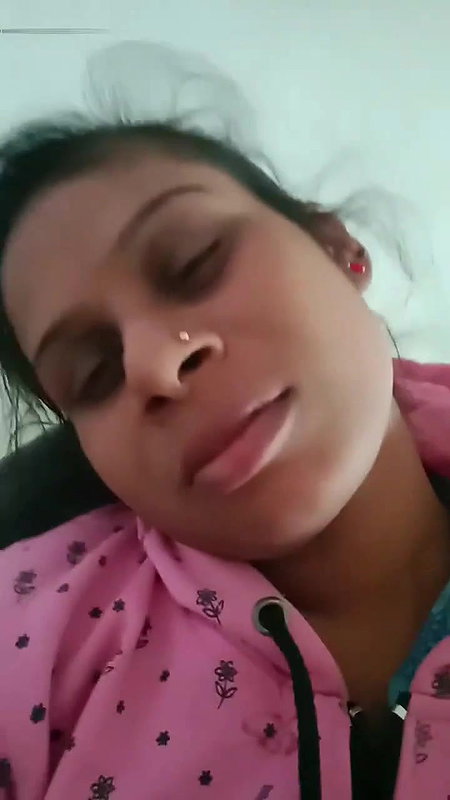 Indian Girl Blowjob And Pussy Fingering By Lover