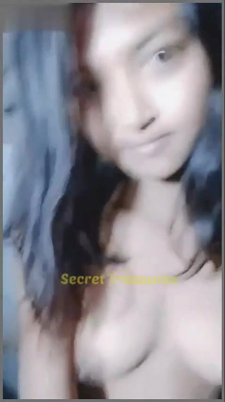 19yo virgin desi girl nude pussy fingering