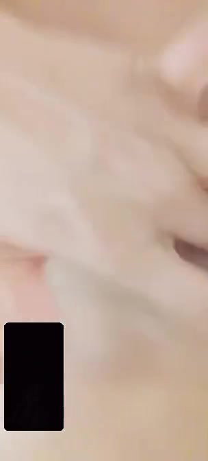 horny Bengali girl pink pussy fingering video