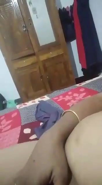 unsatisfied village bhabhi nude pussy fingering