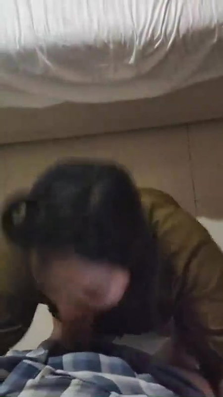 busty Indian girl blowjob to Manager in hotel