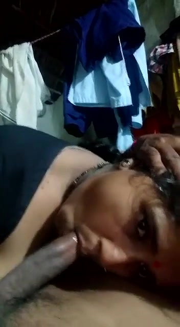 Bhabhi mouth fucking by devar with open blouse