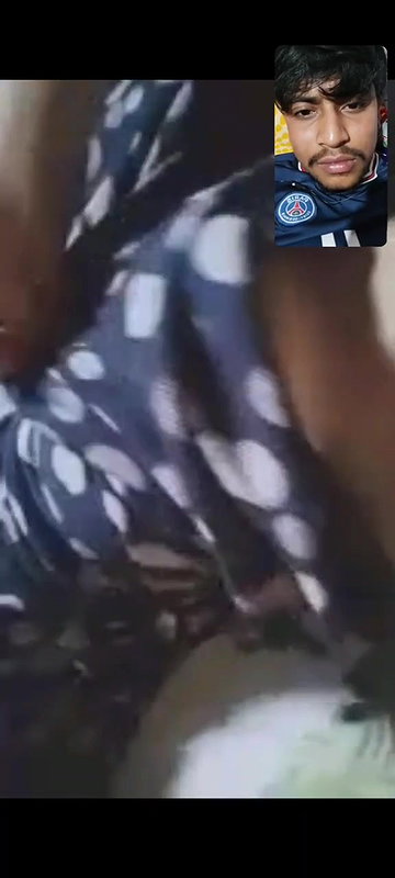 Bangladeshi girl showing big boobs live