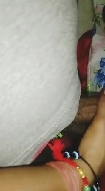 Village bhabhi dick sucking cum swallowing