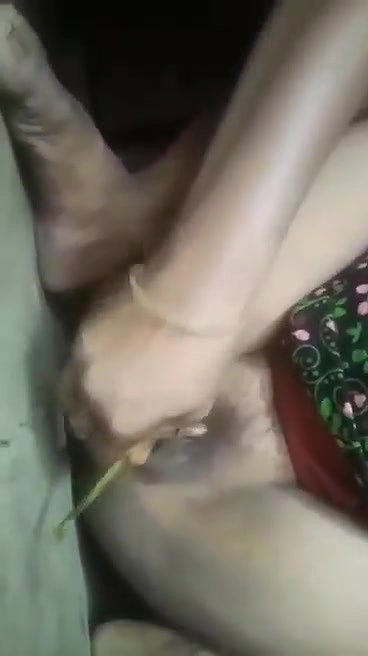 unsatisfied village bhabi masturbating pussy