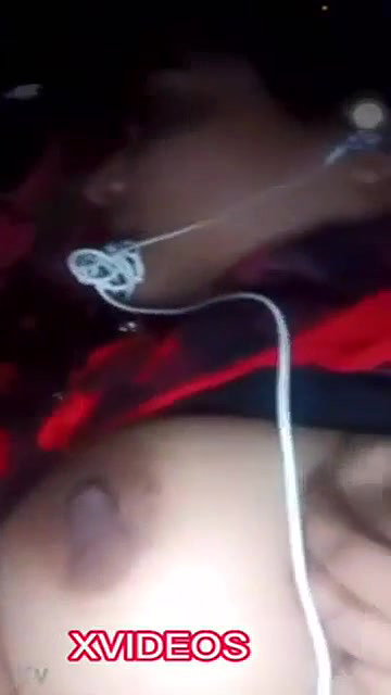 Bengali girl topless sex chat with boyfriend