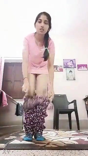 Desi girl shows hairy pussy and hot ass