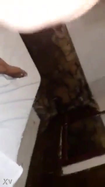 Slim Indian girl Ridding Dick Of Lover MMS