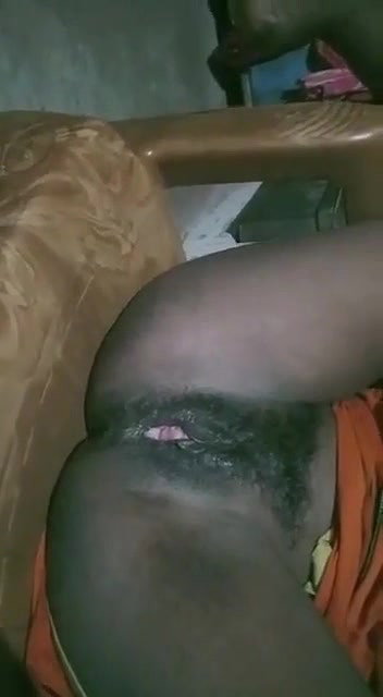village bhabhi fingering pussy on chair