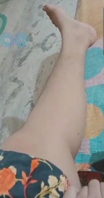 Indian girl topless sex chat with lover